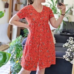 Roolee Dainty Floral Button Front Empire Waist Knee Length Midi Dress Sz. M